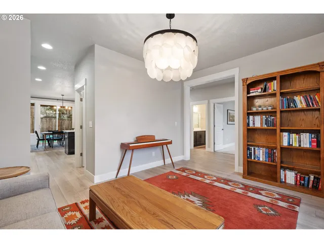 $750,000 | 17671 Southwest Cobb Lane, Beaverton, OR 97007