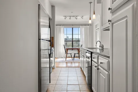 $315,000 | 7701 Rialto Boulevard, Unit 1426, Austin, TX 78735