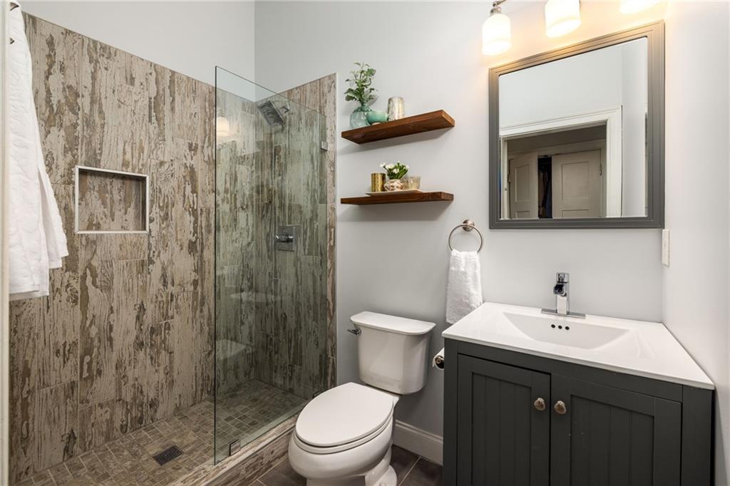 1721 Marietta Road Northwest Atlanta, GA 30318 - Photo 16 of 60