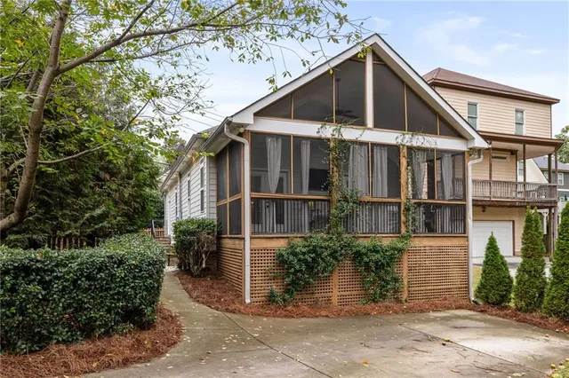 $450,000 | 1721 Marietta Road Northwest, Atlanta, GA 30318