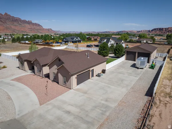 $1,290,000 | 4635 East Sunny Acres Lane, Moab, UT 84532