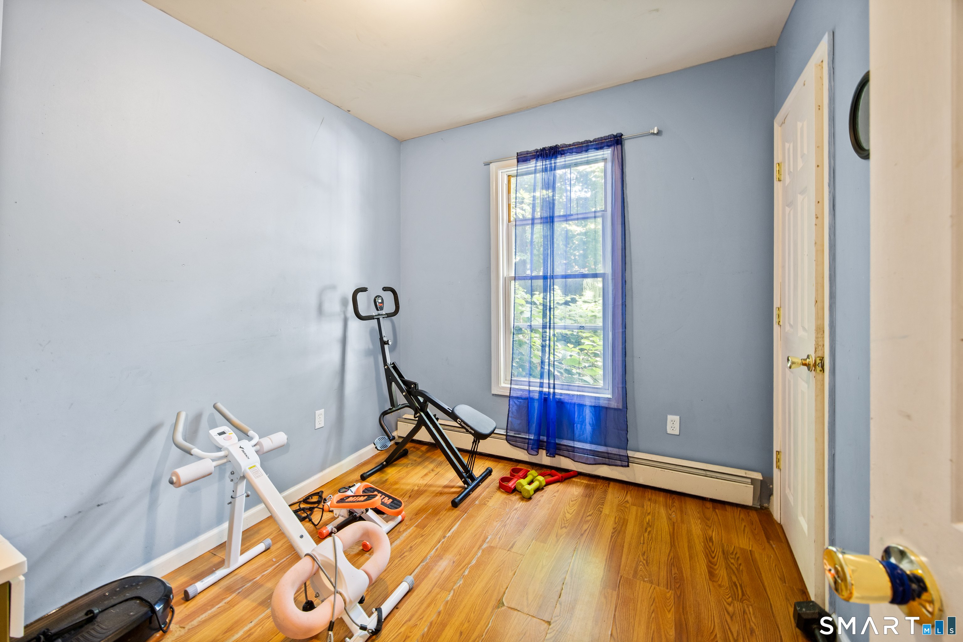 2 Hazel Street Waterbury, CT 06704 - Photo 10 of 30