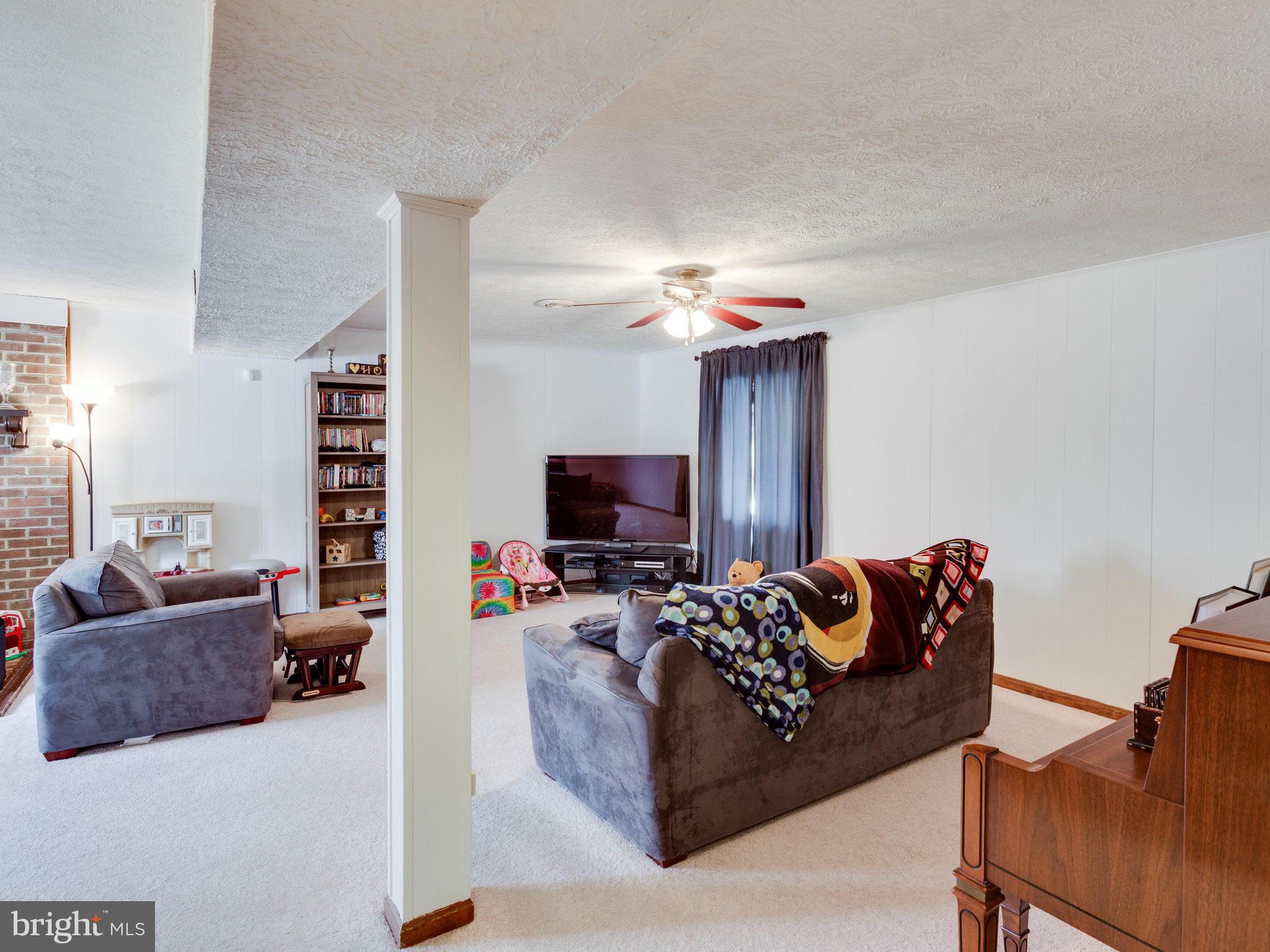 9647 Routts Hill Road Warrenton, VA 20186 - Photo 13 of 21 Interior (General)