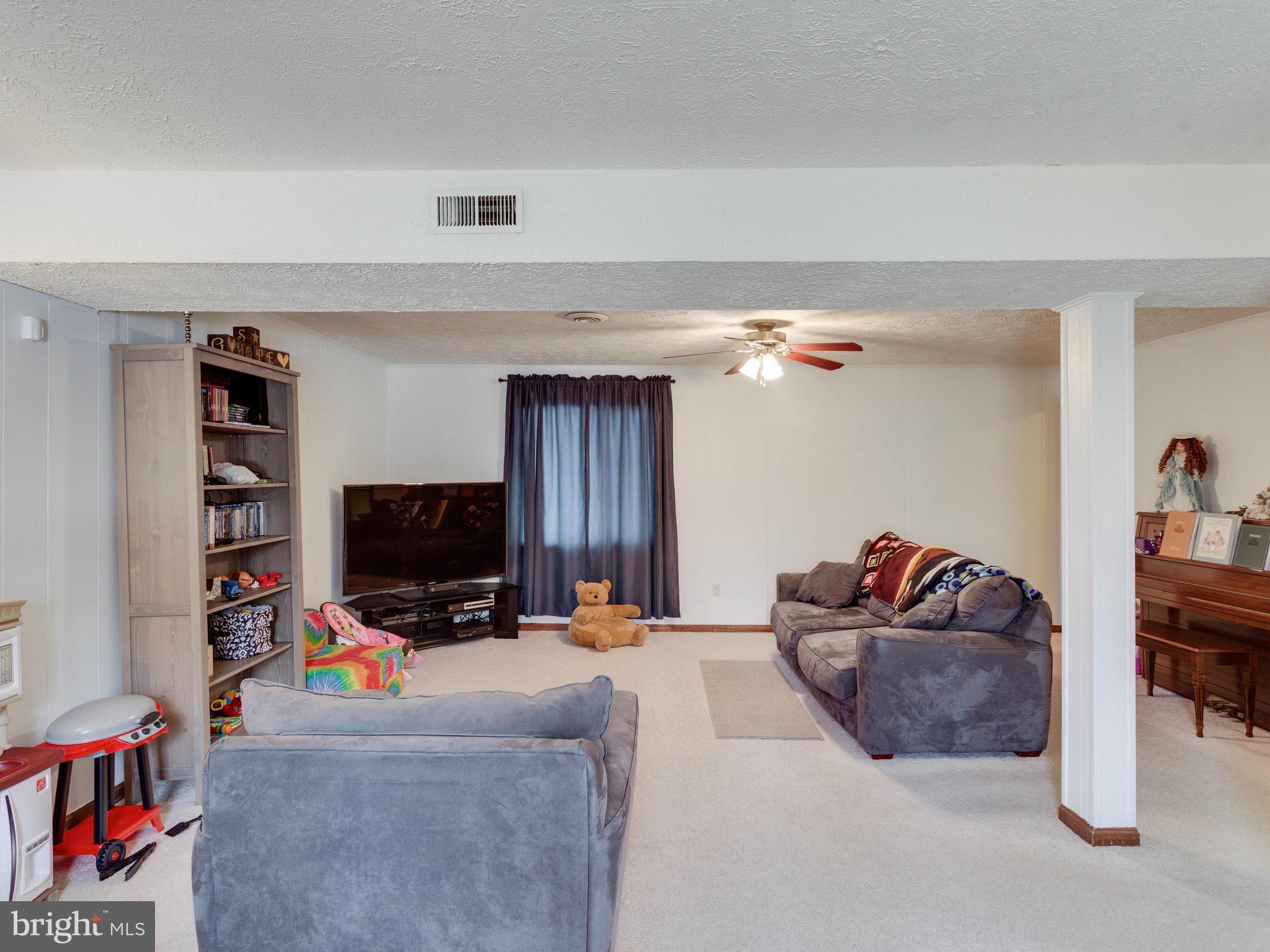 9647 Routts Hill Road Warrenton, VA 20186 - Photo 16 of 21 Interior (General)