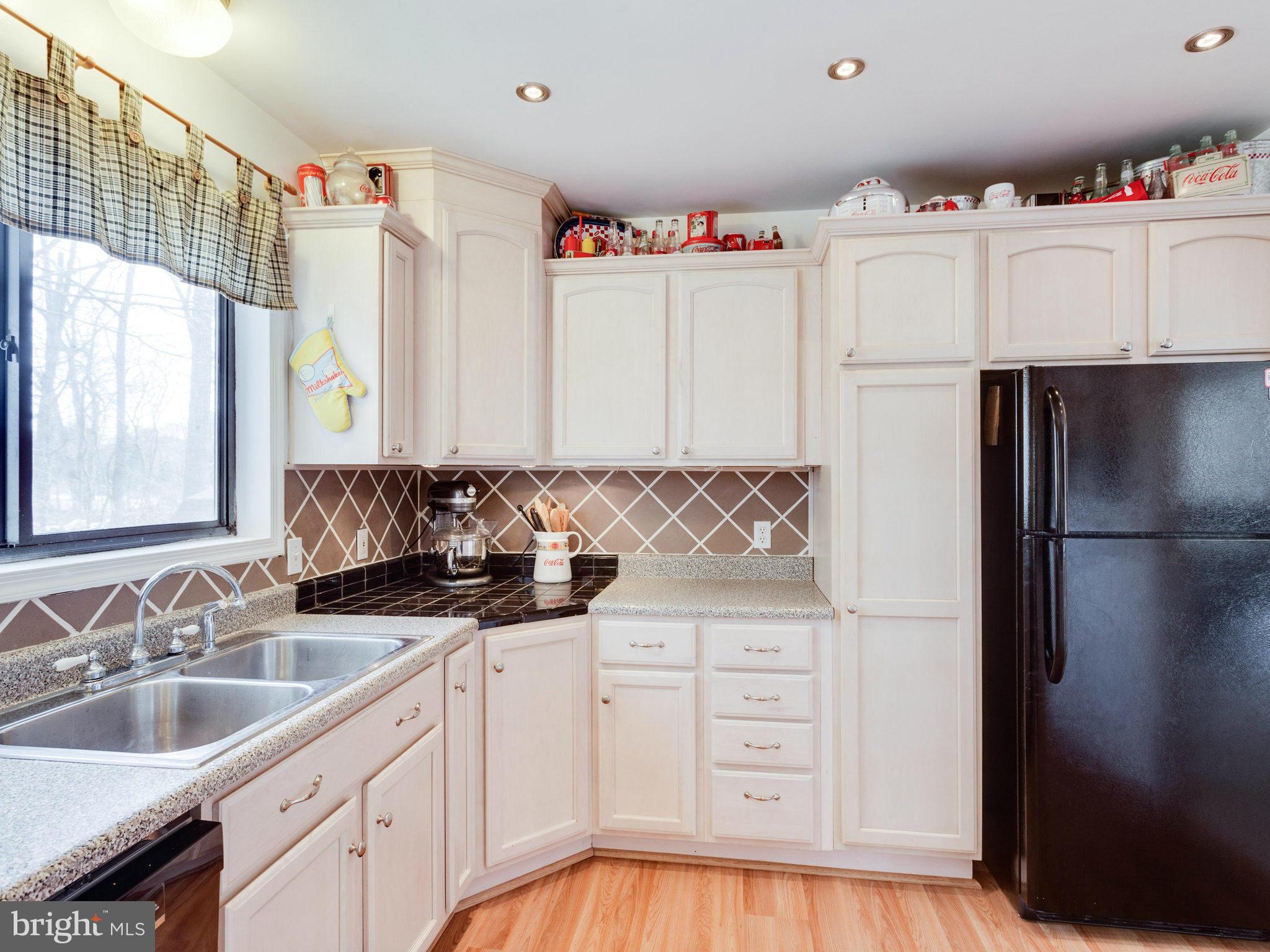 9647 Routts Hill Road Warrenton, VA 20186 - Photo 9 of 21 Kitchen