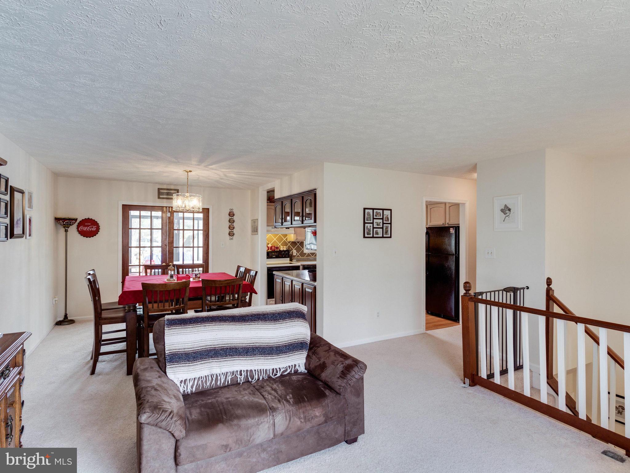 9647 Routts Hill Road Warrenton, VA 20186 - Photo 10 of 21 Family Room