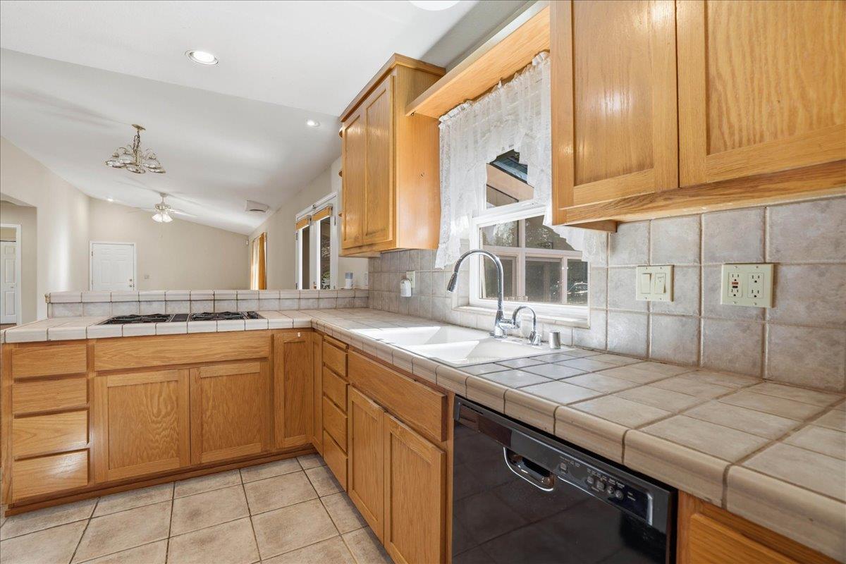 4881 China Camp Road Placerville, CA 95667 - Photo 12 of 51