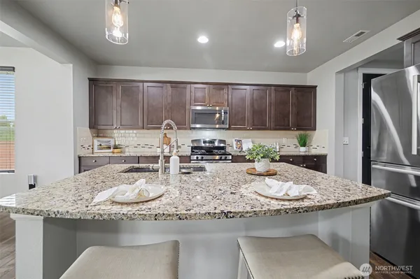 $619,900 | 207 Fielding Street Northeast, Orting, WA 98360