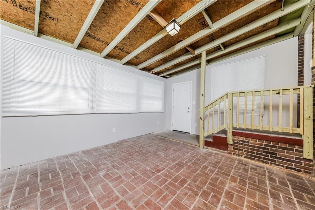 332 Foxcroft Drive Winston-Salem, NC 27103 - Photo 11 of 17