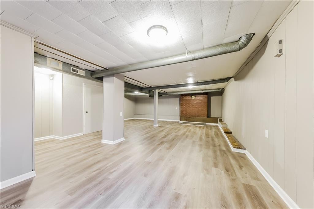 332 Foxcroft Drive Winston-Salem, NC 27103 - Photo 16 of 17