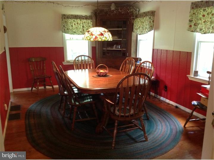 1359 Hendricks Road Pennsburg, PA 18073 - Photo 5 of 19 Dining Room