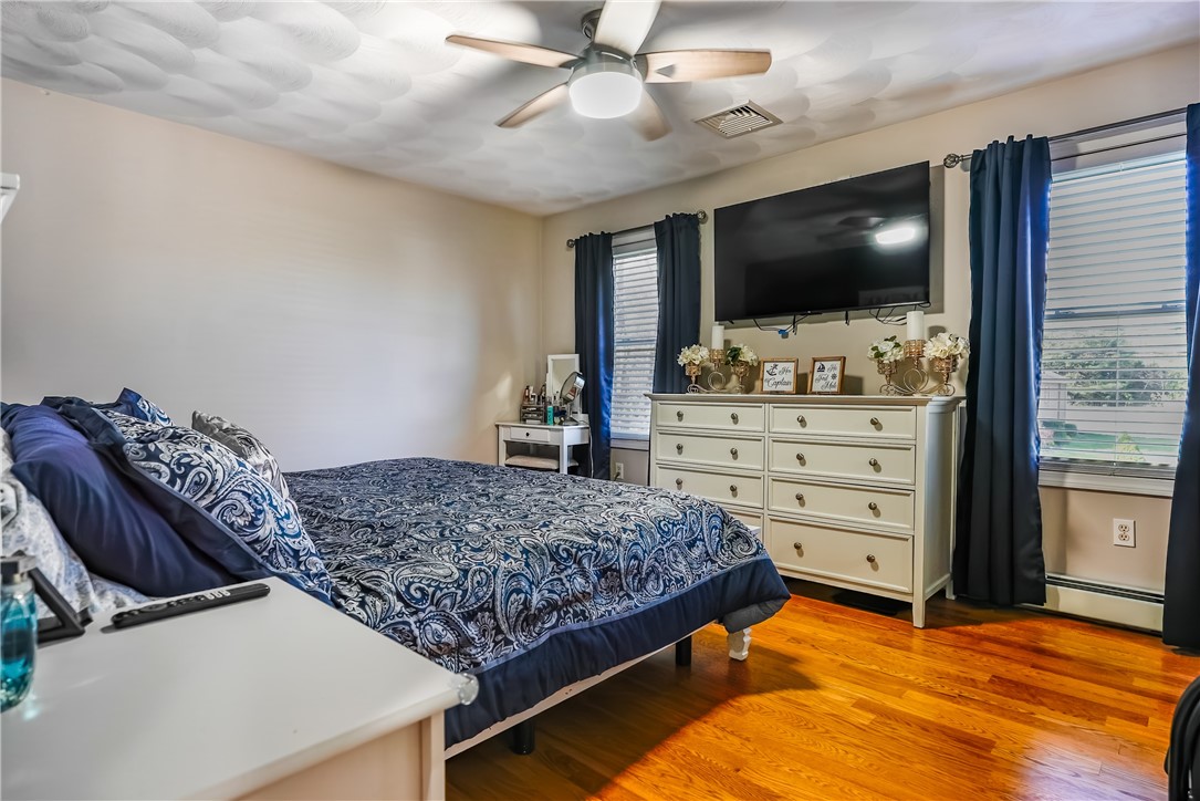136 Bishop Hill Road Johnston, RI 02919 - Photo 18 of 29