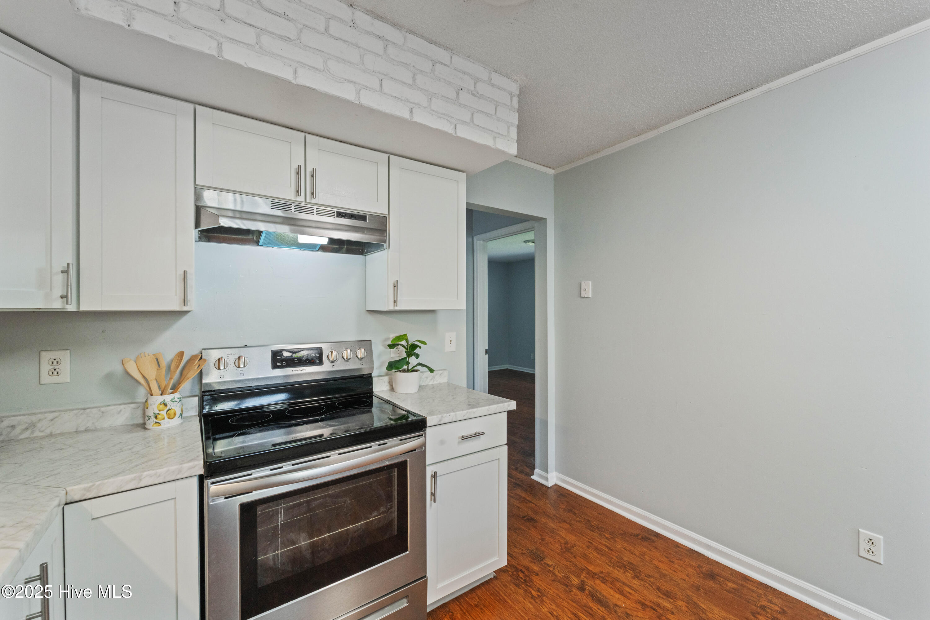 302 Dennis Road Jacksonville, NC 28546 - Photo 12 of 51 DSC00543