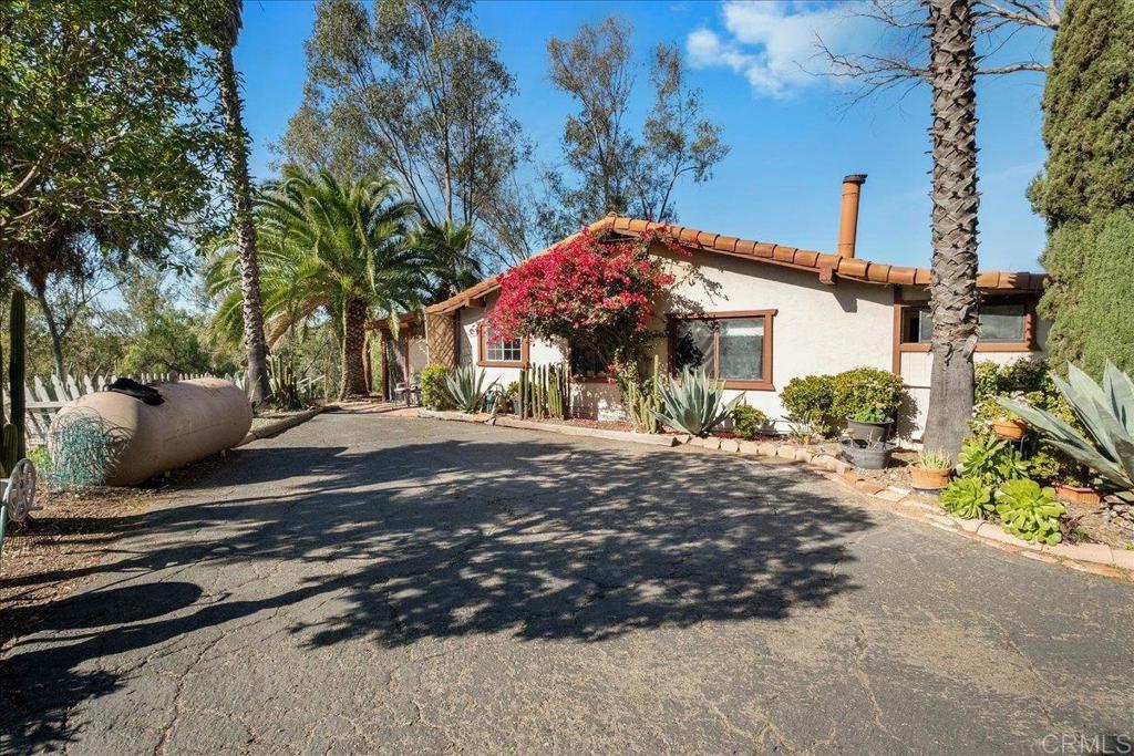 823 Rice Canyon Road Fallbrook, CA 92028 - Photo 6 of 30 a view of outdoor space and yard