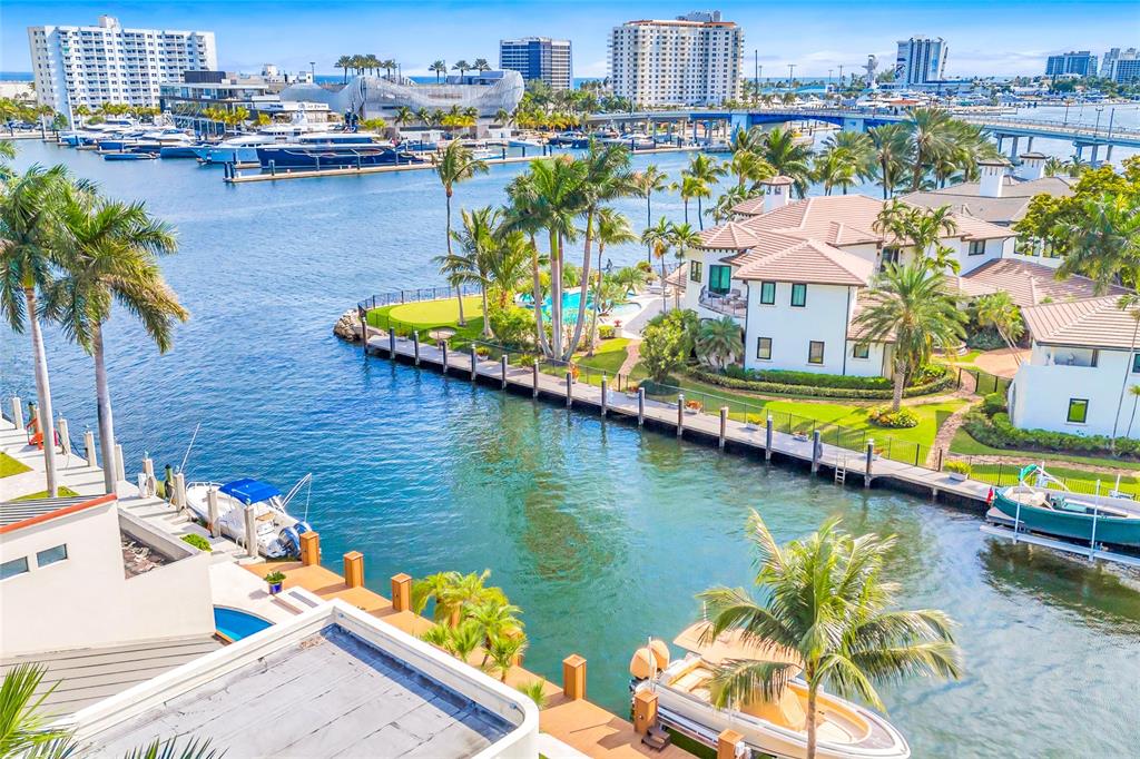 2626 Castilla Isle Fort Lauderdale, FL 33301 - Photo 3 of 18 a view of a lake with a water and a building view