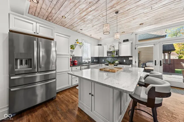 $779,900 | 3164 North Washington Boulevard, Indianapolis, IN 46205