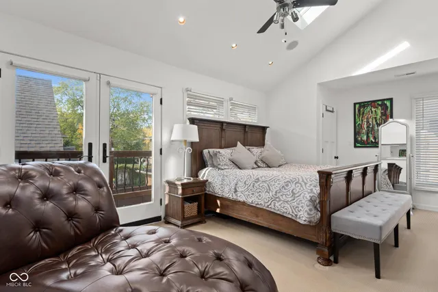 $779,900 | 3164 North Washington Boulevard, Indianapolis, IN 46205