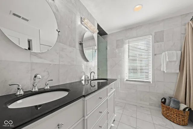 $779,900 | 3164 North Washington Boulevard, Indianapolis, IN 46205