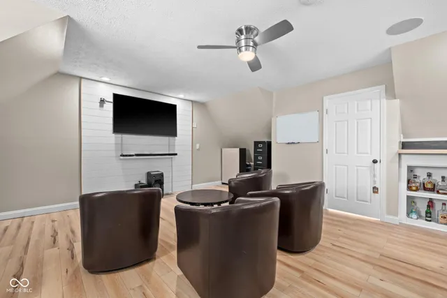 $779,900 | 3164 North Washington Boulevard, Indianapolis, IN 46205