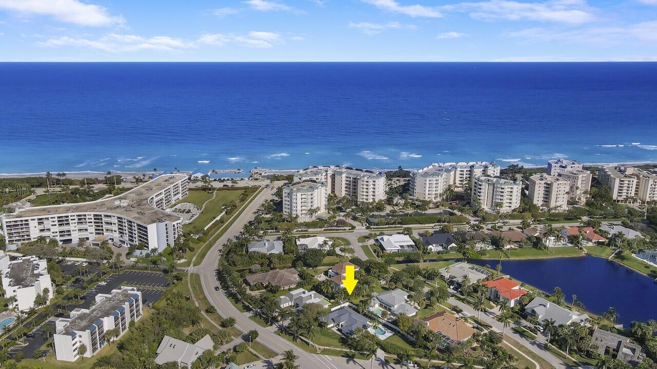 1504 Ocean Way Jupiter, FL 33477 - Photo 4 of 17 a view of a city with ocean