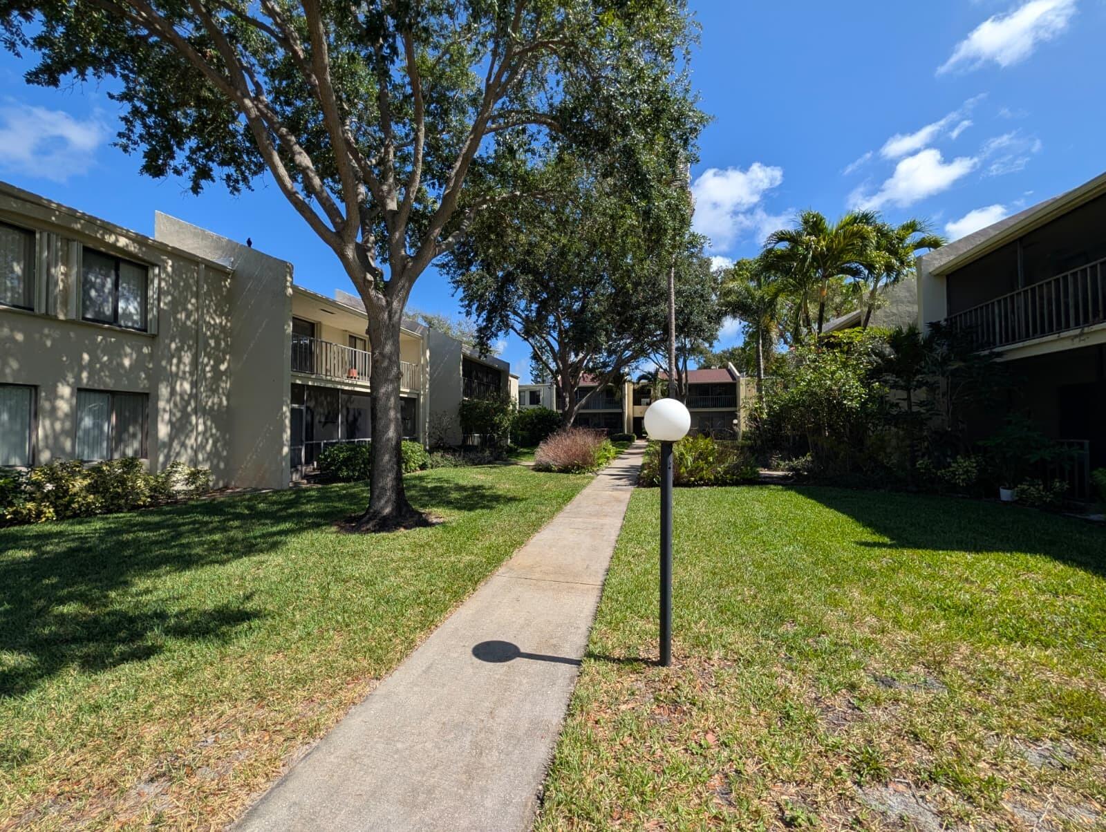 150 Pineview Road, Unit E6 Jupiter, FL 33469 - Photo 2 of 23 WhatsApp Image 2026-05-21 at 10.11.47 AM