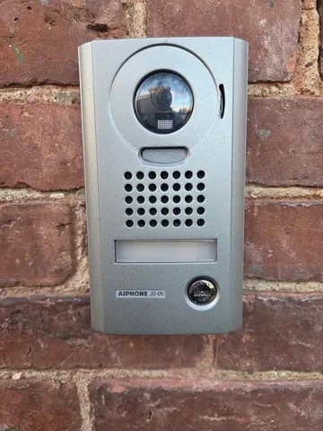 $1,595 | 165 Hawthorne Street, Unit 206, Chelsea, MA 02150