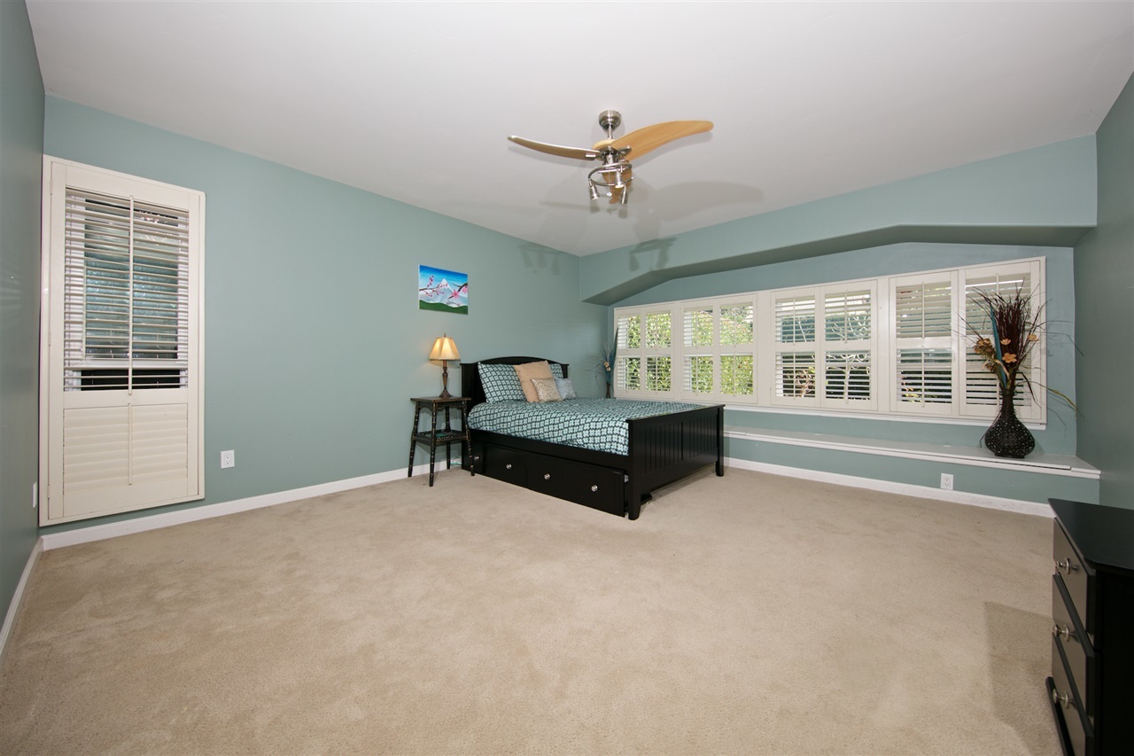 8814 Robinhood Lane La Jolla, CA 92037 - Photo 12 of 25