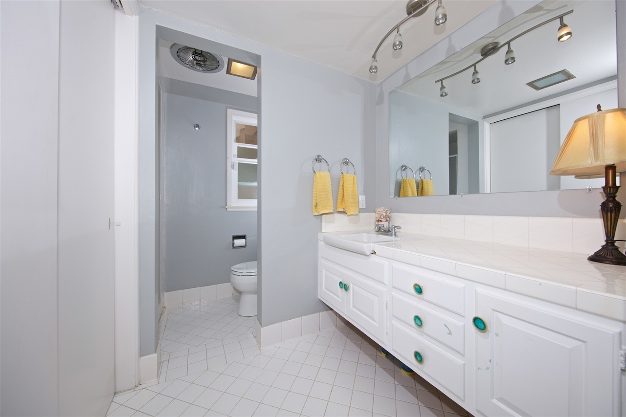 8814 Robinhood Lane La Jolla, CA 92037 - Photo 13 of 25