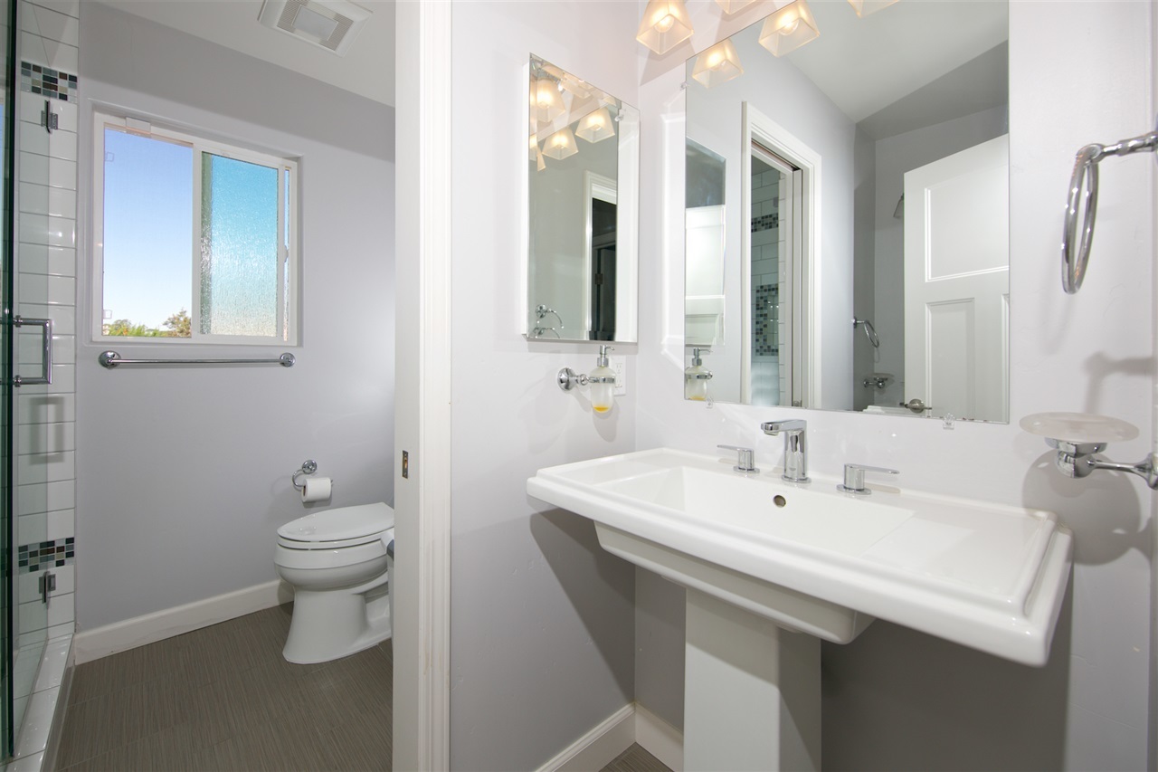 8814 Robinhood Lane La Jolla, CA 92037 - Photo 21 of 25