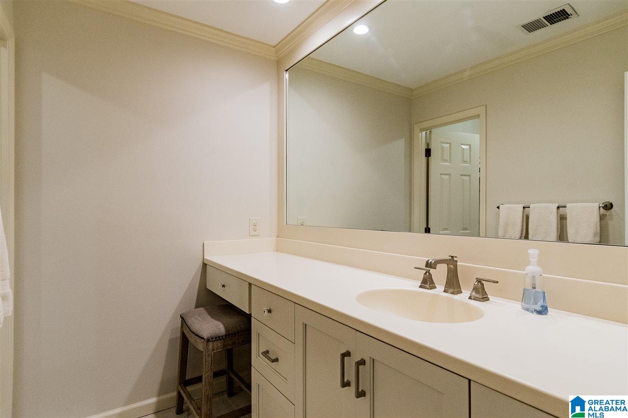 3776 Rockhill Road Birmingham, AL 35223 - Photo 31 of 46
