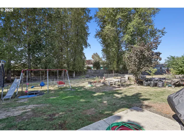 $370,000 | 914 James Street, Independence, OR 97351