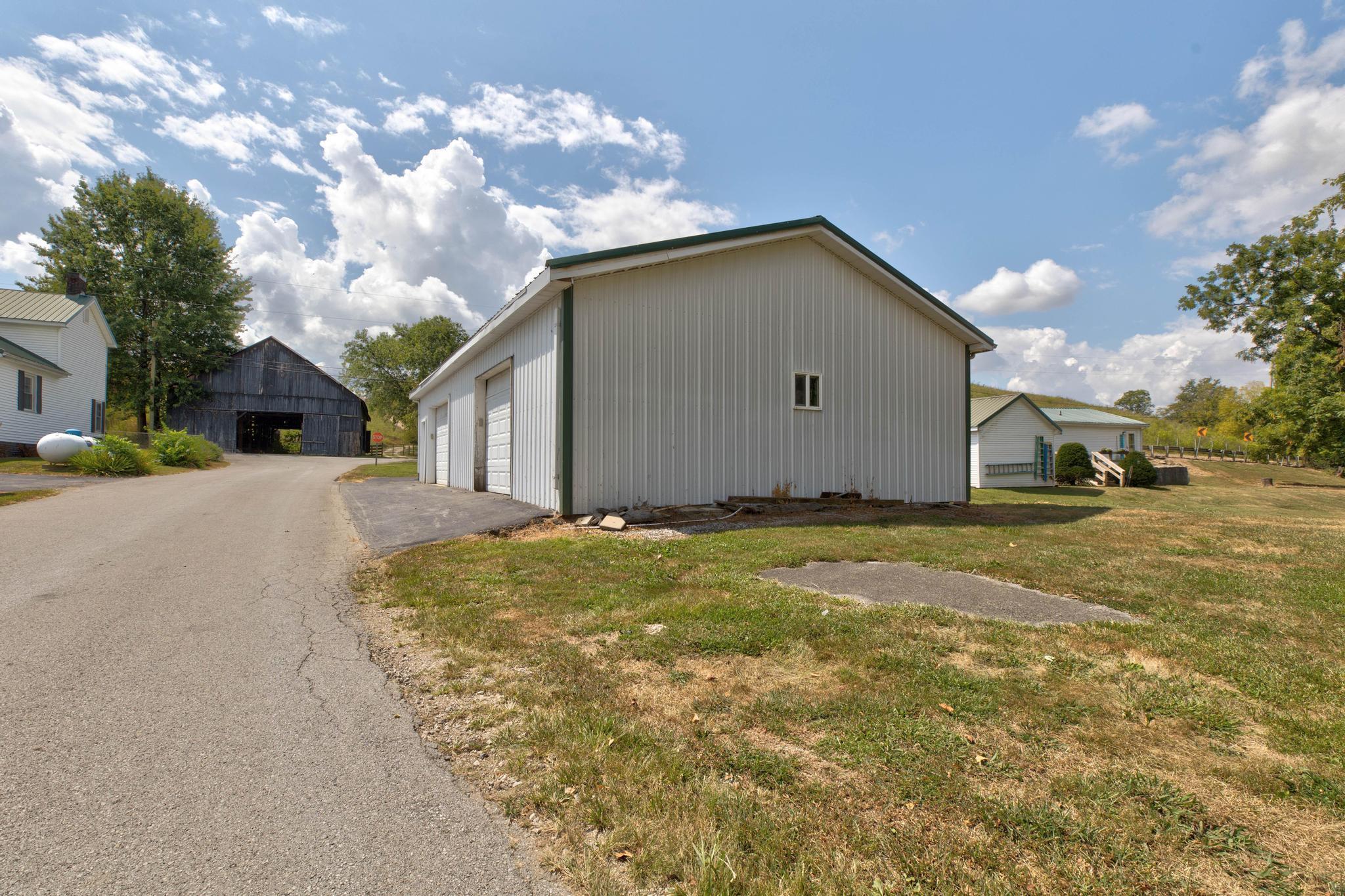 6255 Spencer Road Mount Sterling, KY 40353 - Photo 16 of 39 IMG_2715