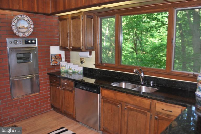 3020 Powder Mill Road Hyattsville, MD 20783 - Photo 15 of 30 Kitchen