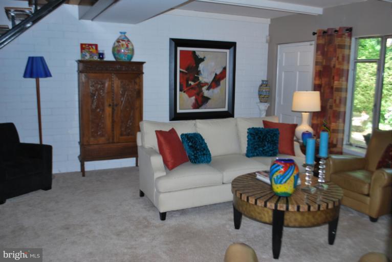 3020 Powder Mill Road Hyattsville, MD 20783 - Photo 24 of 30 Family Room