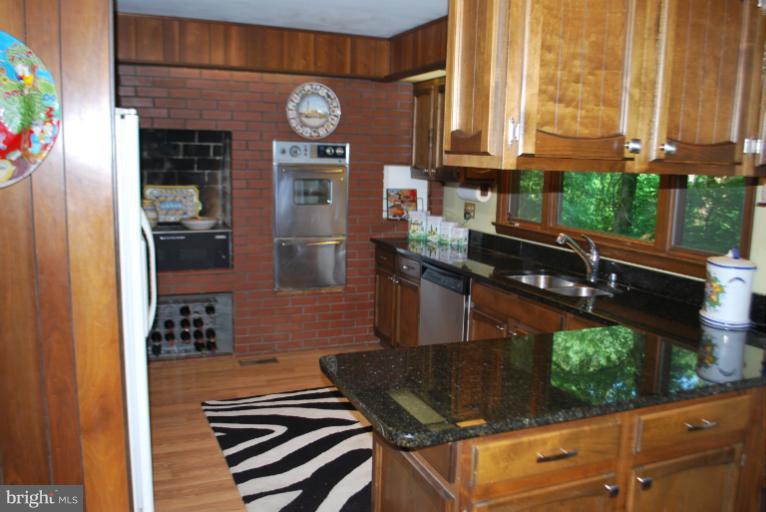 3020 Powder Mill Road Hyattsville, MD 20783 - Photo 29 of 30 Kitchen