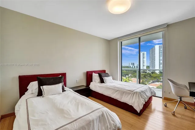 $7,500 | 20281 East Country Club Drive, Unit 607, Aventura, FL 33180