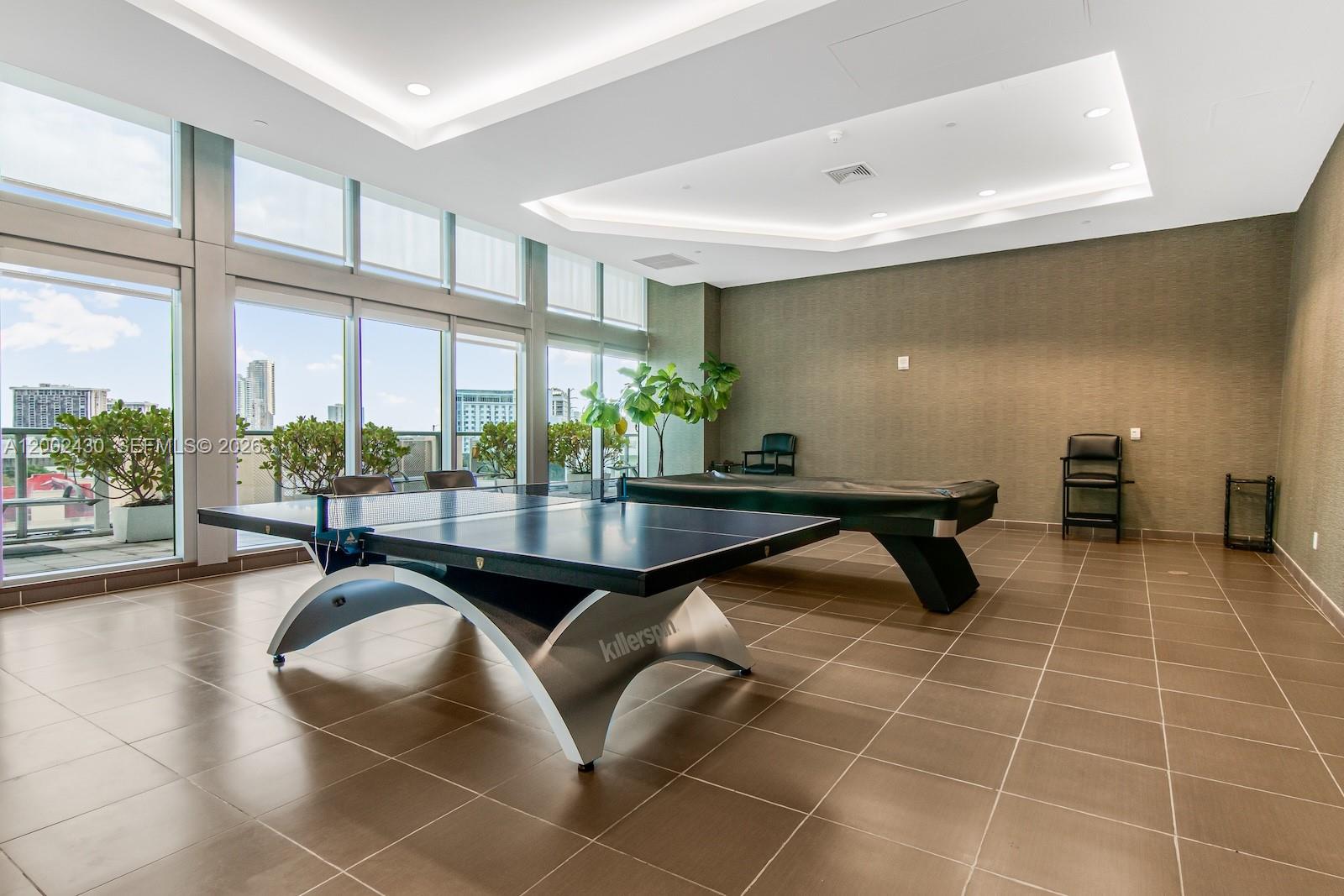 79 Southwest 12th Street, Unit 2107S Miami, FL 33130 - Photo 41 of 47 a lobby with furniture and window
