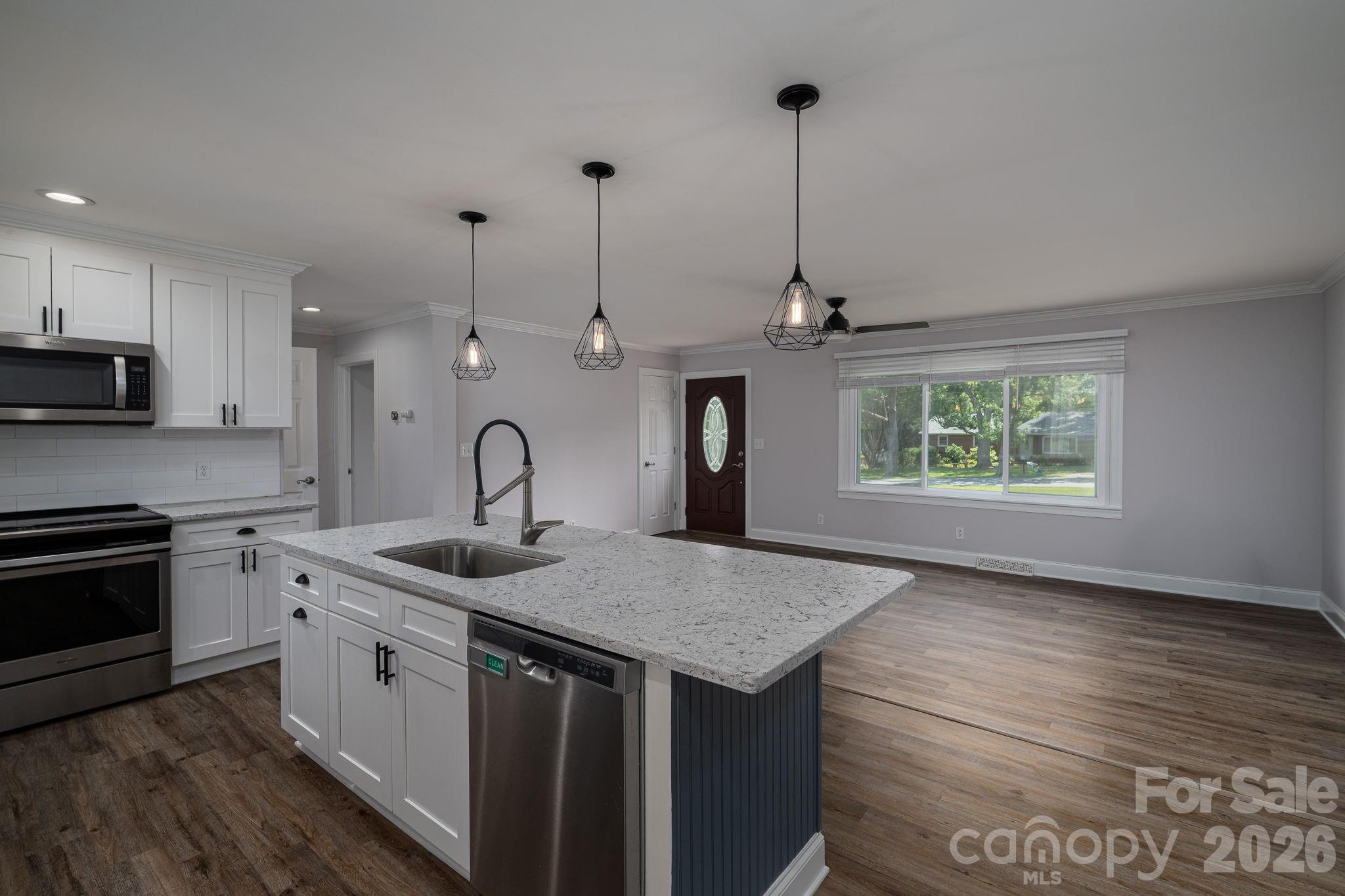 203 Park Road Mount Holly, NC 28120 - Photo 1 of 26