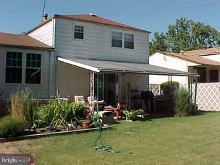 9719 Beacon Road Philadelphia, PA 19115 - Photo 2 of 6