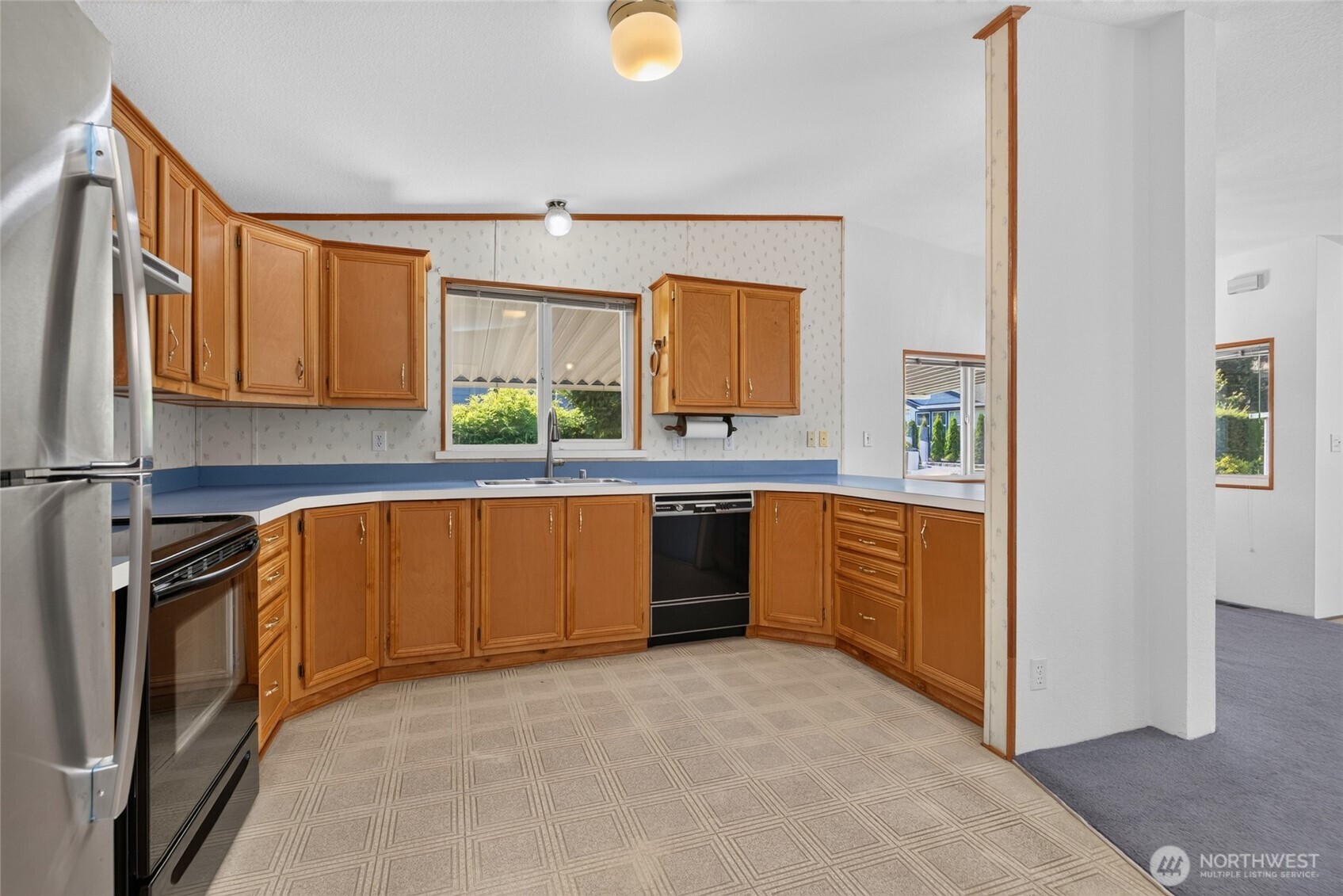 23825 15th Avenue Southeast, Unit 302 Bothell, WA 98021 - Photo 15 of 33 Gallery Image 15