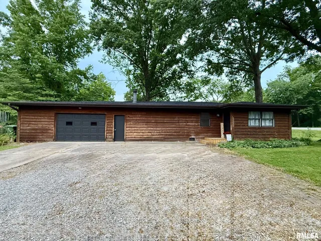 $114,500 | 101 Kim Street, De Soto, IL 62924