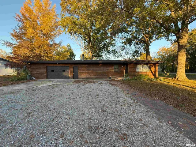 $114,500 | 101 Kim Street, De Soto, IL 62924