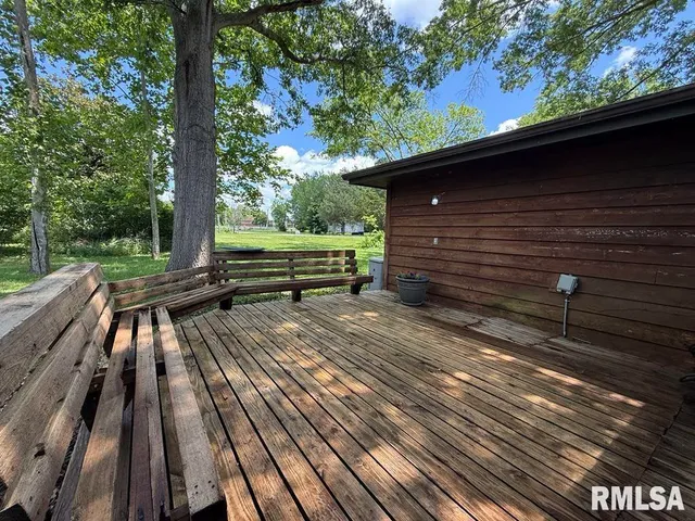 $114,500 | 101 Kim Street, De Soto, IL 62924