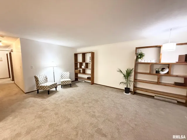 $114,500 | 101 Kim Street, De Soto, IL 62924