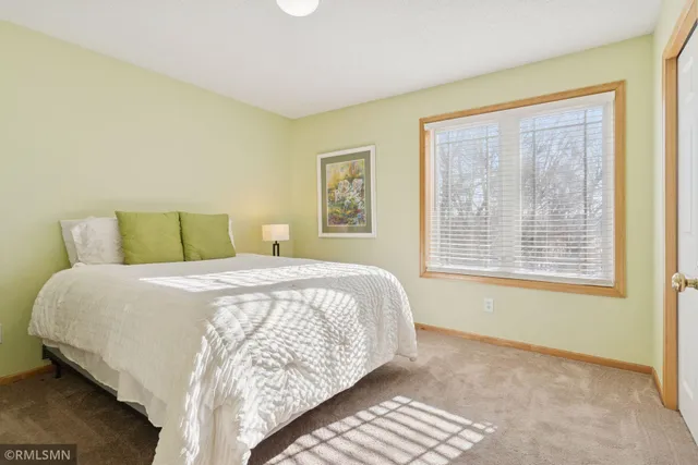 $325,000 | 3348 137th Street West, Rosemount, MN 55068