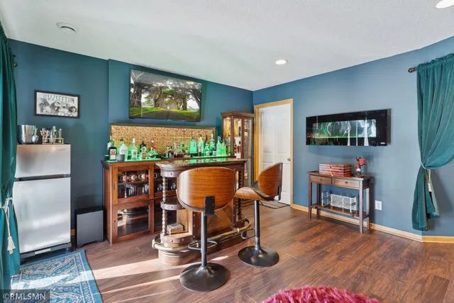 $325,000 | 3348 137th Street West, Rosemount, MN 55068