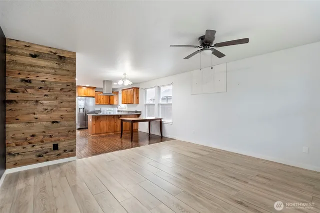 $359,900 | 404 Herren Avenue, Winlock, WA 98596