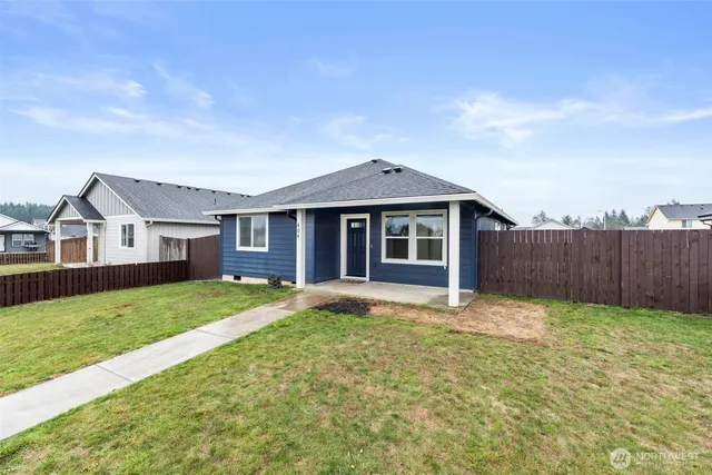 $359,900 | 404 Herren Avenue, Winlock, WA 98596