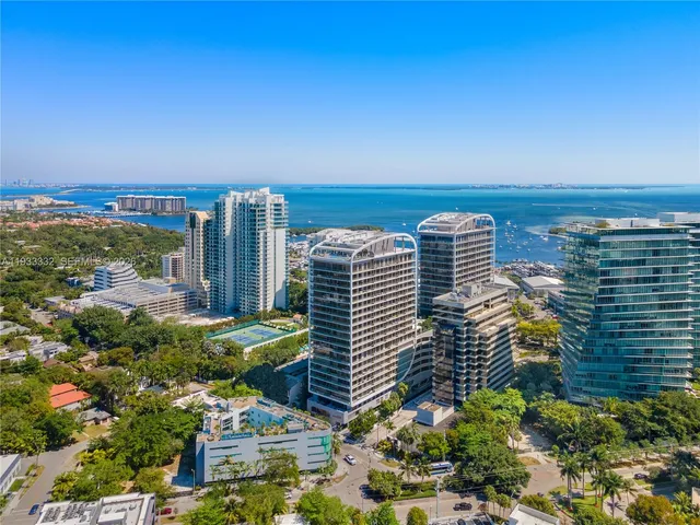 $2,995,000 | 2678 Tigertail Avenue, Unit 702, Miami, FL 33133