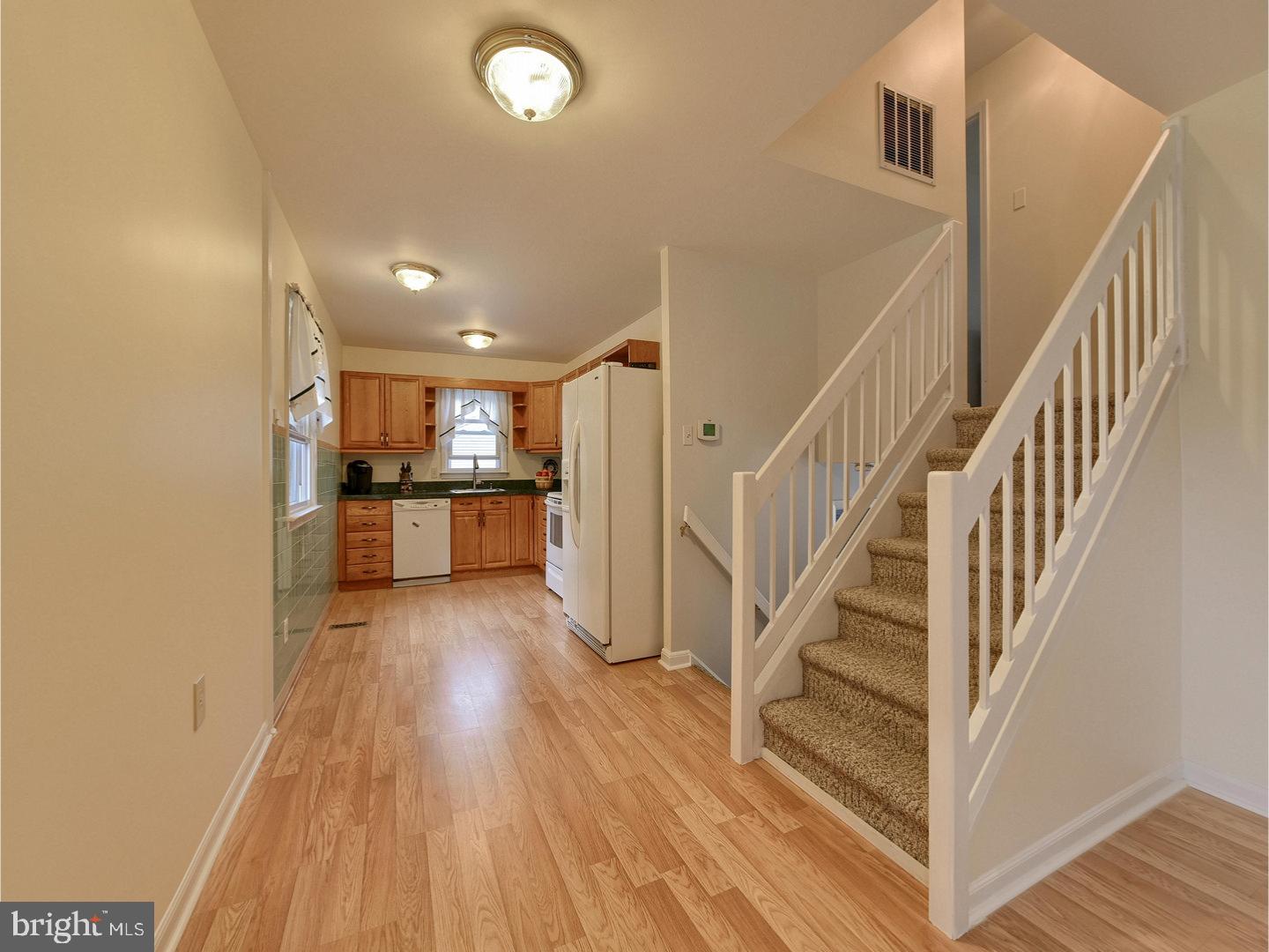 37 Briarcliff Road Marlton, NJ 08053 - Photo 9 of 25 Gallery Image 9